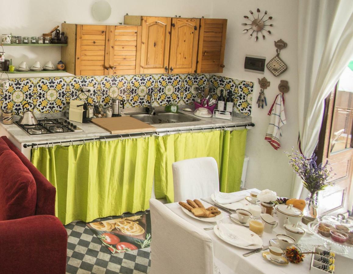 パレルモLe Spezie Dei Florioアパートメント エクステリア 写真